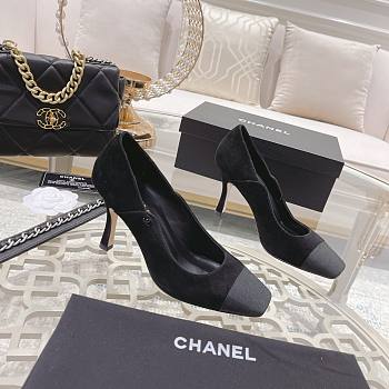 Chanel High Heel Black/White