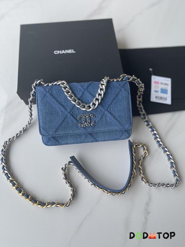 Chanel Flap Bag Denim Size 19 x 11.5 x 7 cm - 1