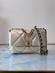 Chanel CL 19 Flap White Bag Size 16 x 26 x 9 cm - 1