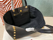 Valentino Garavani Roman Stud Tote Bag Black Size 39.5 x 27 x 18 cm - 6
