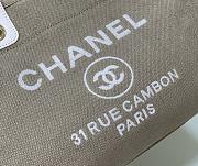 Chanel Deauville Tote 22 Grey Size 39 cm - 3