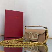 Valentino Locò Small Shoulder Bag in Calfskin Apricot Size 20 x 11 x 5 cm - 4