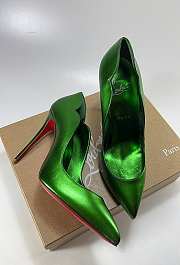 Louboutin Green Hot Chick Metallic Heels 10 cm - 2