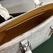 Goyard Vendme Handbag White Size 23 x 18 x 10 cm - 6