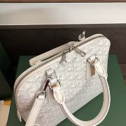 Goyard Vendme Handbag White Size 23 x 18 x 10 cm - 4