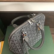 Goyard Vendme Handbag Grey Size 23 x 18 x 10 cm - 4