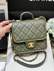 Chanel 22k Tofu Messenger Green Bag Size 17 x 20.5 x 6 cm - 2