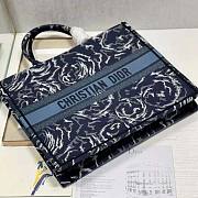 Dior Large Book Tote Blue Dior Roses Embroidery Size 42 x 35 x 18.5 cm - 3