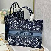 Dior Large Book Tote Blue Dior Roses Embroidery Size 42 x 35 x 18.5 cm - 4