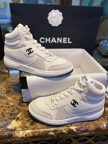 Chanel Sneakers 03