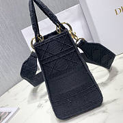 Dior Lady D-Lite Embroidered Cannage Bag Size 24 x 20 x 11 cm - 5
