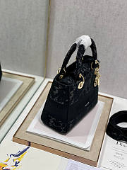 Dior Lady D-Lite Bag Black Size 24 x 20 x 11 cm - 4