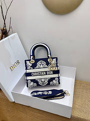Dior Medium Lady D-Lite Bag 04 Size 24 cm - 1