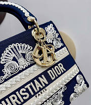 Dior Medium Lady D-Lite Bag 04 Size 24 cm - 2