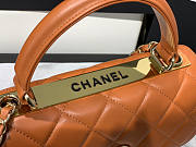 Chanel Trendy CC Handbag In Gold Hardware Size 25 x 12 x 17 cm - 2