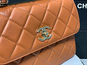 Chanel Trendy CC Handbag In Gold Hardware Size 25 x 12 x 17 cm - 3