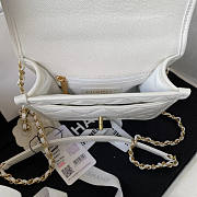 Chanel Small Flap Bag With Top Handle White Size 17 x 20.5 x 6 cm - 4