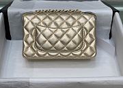 Chanel Gold Flap Bag Lambskin Size 20 cm - 4