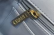 Chanel Blue Flap Bag Lambskin Size 20 cm - 2