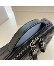 Dior Caro Box Bag With Chain In Black Size 18 x 13 x 5 cm - 4