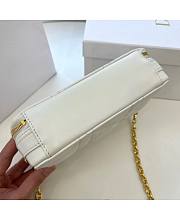 Dior Caro Box Bag With Chain In White Size 18 x 13 x 5 cm - 6