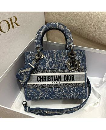 Dior Medium Lady D-Lite Bag 01 Size 24 x 20 x 11 cm