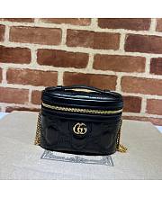 Gucci GG Matelassé Top Handle Mini Bag Black Size 16 cm - 1
