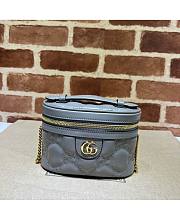 Gucci GG Matelassé Top Handle Mini Bag Gray Size 16 cm - 1