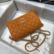 Chanel Flap Bag Caviar Orange Size 20 cm - 2