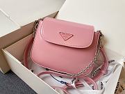 Prada Chain Bag in Pink Size 20 x 16 x 6 cm - 1
