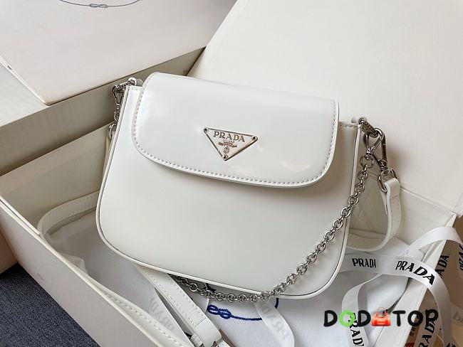 Prada Chain Bag in White Size 20 x 16 x 6 cm - 1