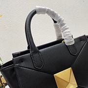 Valentino Garavani Small One Stud Bag Black Size 19 x 16 x 12 cm - 5