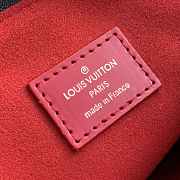Louis Vuitton Coussin PM Bag Patent Calfskin Black Size 26 x 20 x 12 cm - 2