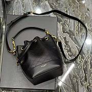YSL Emmanuelle Small Bucket Bag in Quilted Lambskin Black Size 14.5 x 20 x 12 cm - 3