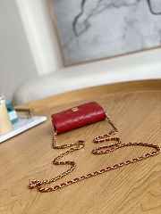 Chanel Clutch With Chain Lambskin Red Size 9.5 × 12.5 × 3.5 cm - 6