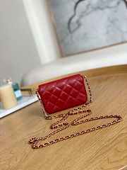 Chanel Clutch With Chain Lambskin Red Size 9.5 × 12.5 × 3.5 cm - 2