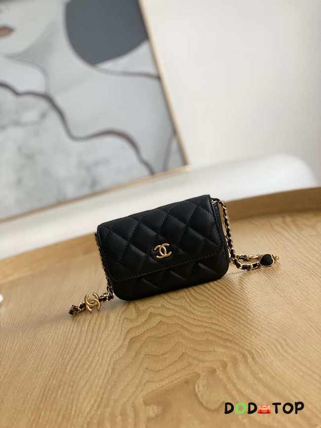 Chanel Clutch With Chain Lambskin Black Size 9.5 × 12.5 × 3.5 cm - 1
