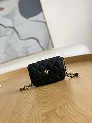 Chanel Clutch With Chain Lambskin Black Size 9.5 × 12.5 × 3.5 cm - 1