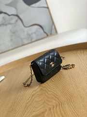 Chanel Clutch With Chain Lambskin Black Size 9.5 × 12.5 × 3.5 cm - 3