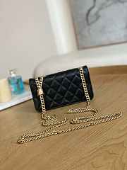 Chanel Flap Phone Holder With Chain Black Lambskin Size 10 × 17.2 × 3.3 cm - 3