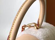 Louis Vuitton Lockme BB Size 16 x 20 x 7.5 cm - 5