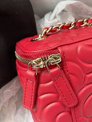 Chanel Camellia Box Red Size 10 × 9 × 7.5 cm - 6