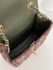 Chanel Flap Chain Bag Size 19 cm - 5