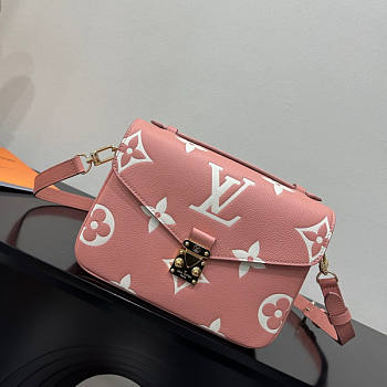 Louis Vuitton Pochette Métis Pink Size 25 x 19 x 7 cm