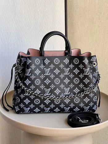Louis Vuitton Bella Bag Size 32 x 23 x 13 cm