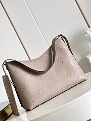 Louis Vuitton LV Carryall Medium Handbag Apricot Size 39 x 30 x 15 cm - 4