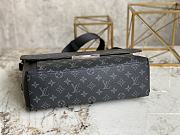 Louis Vuitton Explorer Medium Messenger Bag Size 38 x 31 x 12 cm - 6