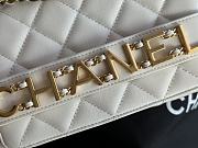 Chanel Vintage Classic Medium White Bag Size 15 x 21 x 8 cm - 2