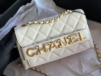 Chanel Vintage Classic Medium White Bag Size 15 x 21 x 8 cm