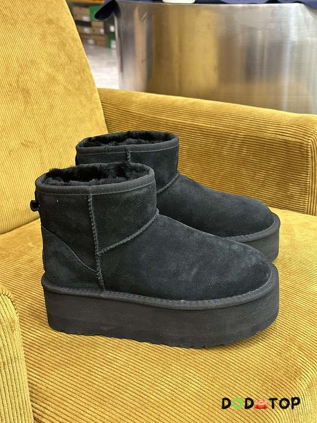 UGG Boots 3 colors - 1